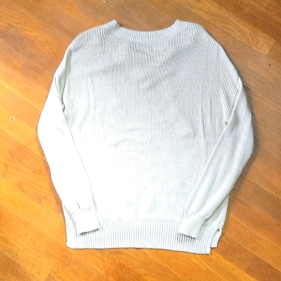Hollister Sweater - Picture 4 of 4